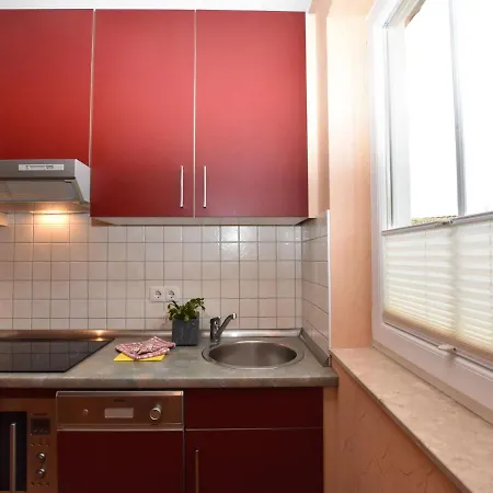 Cozy Seaside Holiday With Sauna In Prázdninový dům *
