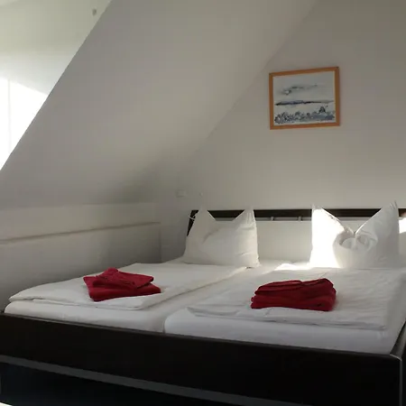 Cozy Seaside Holiday With Sauna In Ostseebad Kühlungsborn